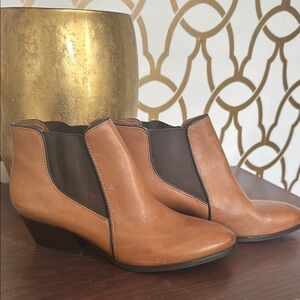 Brown Chelsea Ankle Boots with Elastic Panels